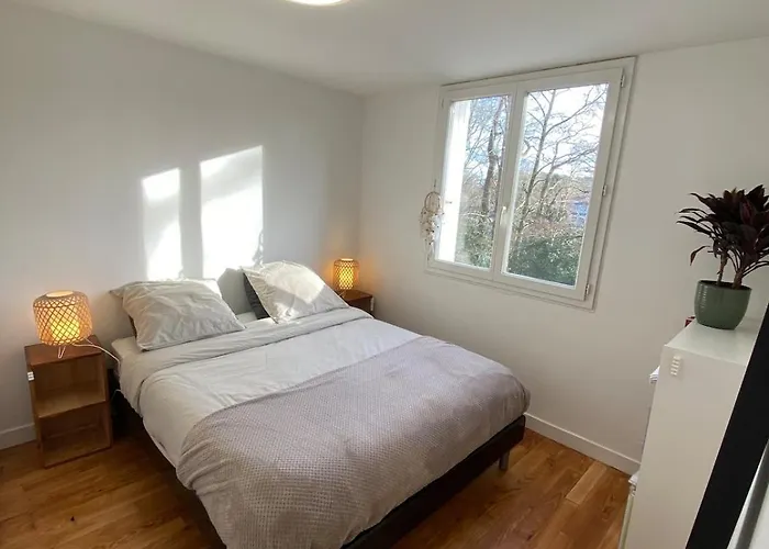 T4 Cosy Et Moderne Au Coeur D'anglet, Plages A 5 Min, Parking Securise & Fibre Lejlighed